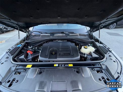 Used 2025 Land Rover Range Rover Long Wheelbase SE image 25