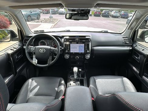 Used 2024 Toyota 4Runner TRD Off-Road Premium w/ Off Road Premium Plus Package AWD/4WD image 28