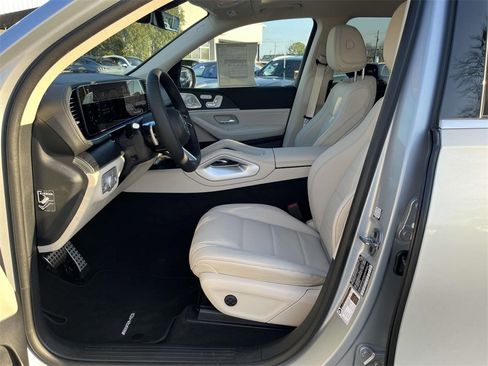 Used 2025 Mercedes-Benz GLS 450 GLS 450 image 22