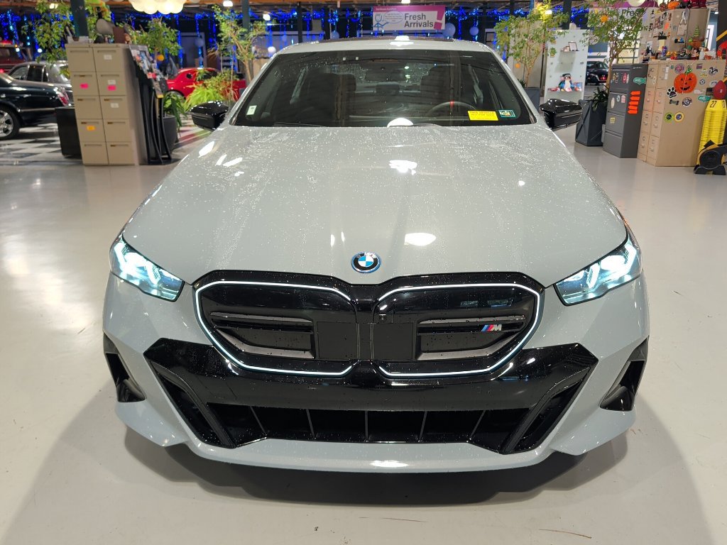 Certified 2025 BMW i5 M60 w/ Premium Package AWD/4WD image 11