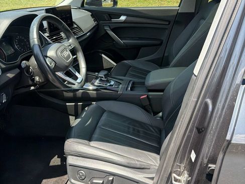 Used 2021 Audi Q5 2.0T Premium w/ Convenience Package AWD/4WD image 9