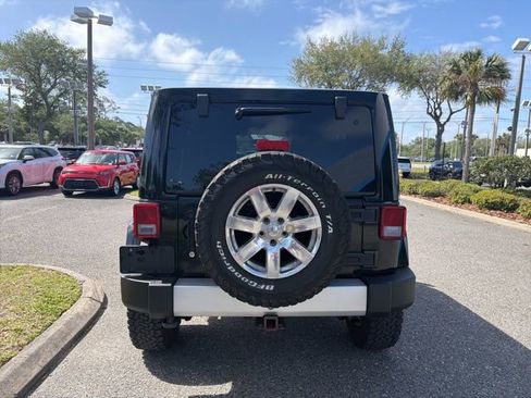 Used 2012 Jeep Wrangler Unlimited Sahara w/ Connectivity Group image 5