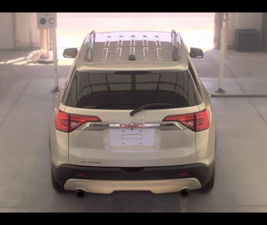 Used 2019 GMC Acadia SLT FWD image 10