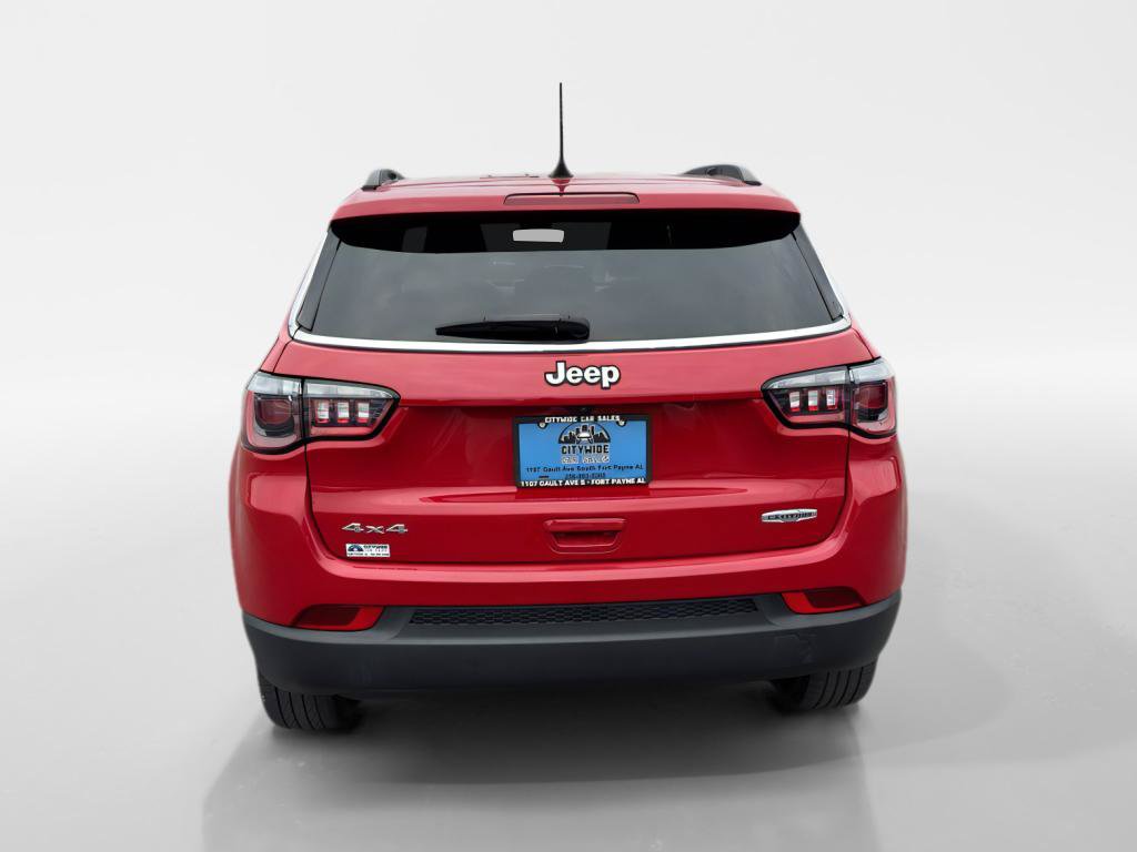 Used 2024 Jeep Compass Latitude AWD/4WD image 4