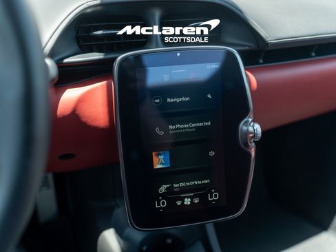 Used 2023 McLaren Artura RWD image 15