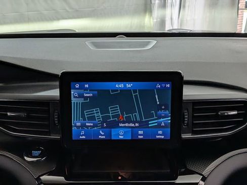 Certified 2024 Ford Explorer ST-Line w/ Class IV Trailer Tow Package image 31