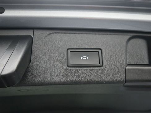 Used 2023 Volkswagen Atlas SEL Premium AWD/4WD image 24