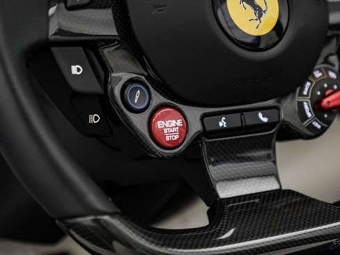 Used 2022 Ferrari 812 GTS RWD image 52