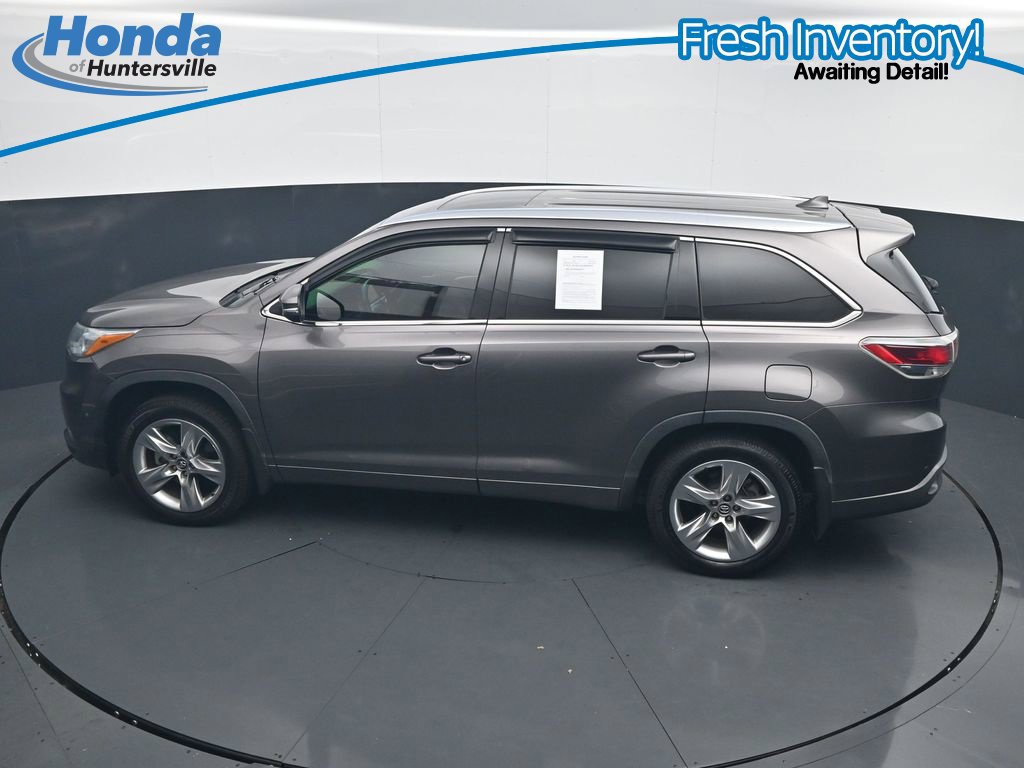 Used 2016 Toyota Highlander Limited AWD/4WD image 29
