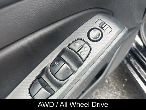 Used 2025 Nissan Altima 2.5 SV AWD/4WD image 13