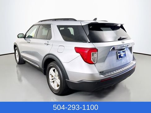 Used 2022 Ford Explorer XLT image 7
