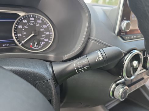 Used 2025 Nissan Sentra SV image 25