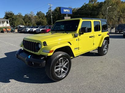 Used 2024 Jeep Wrangler Unlimited w/ Convenience Group