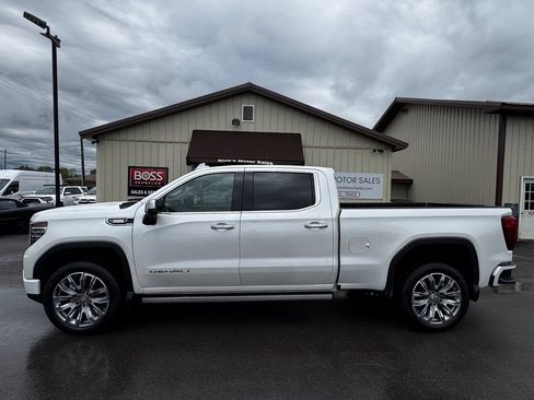 Used 2024 GMC Sierra 1500 Denali w/ Denali Reserve Package AWD/4WD image 2