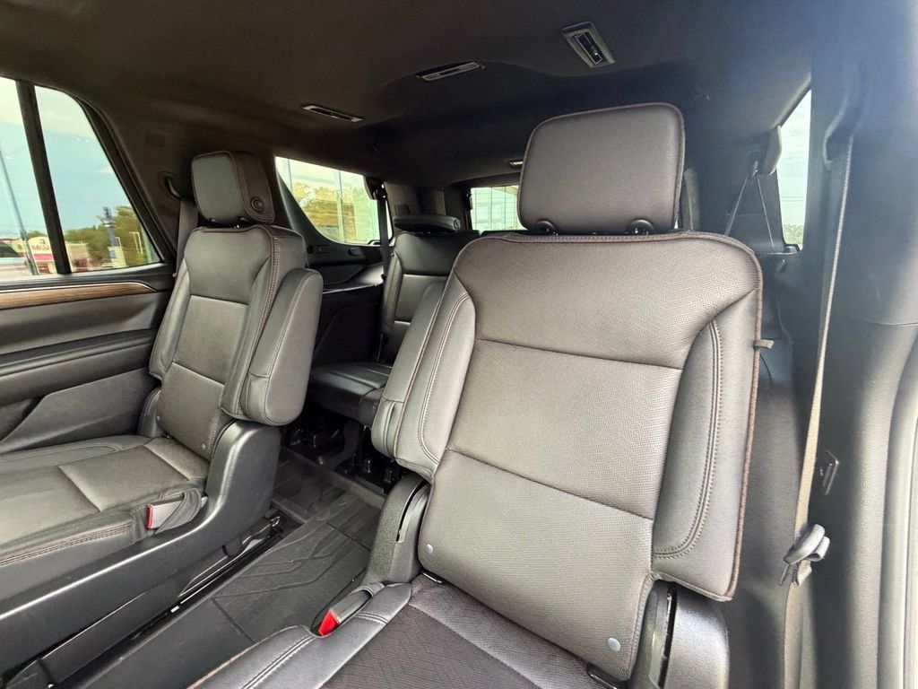 Used 2023 Chevrolet Tahoe High Country RWD image 21