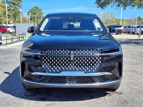 New 2026 Lincoln Nautilus Premier image 3