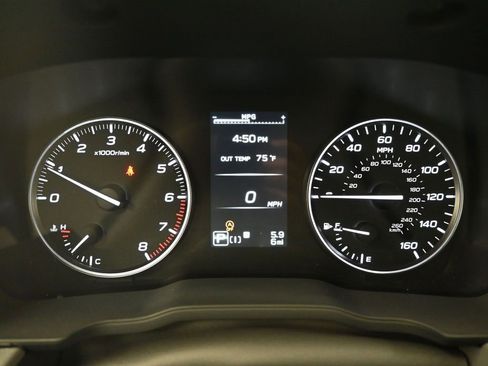 New 2025 Subaru Crosstrek 2.5i Limited w/ Crosstrek Mirror Package image 30