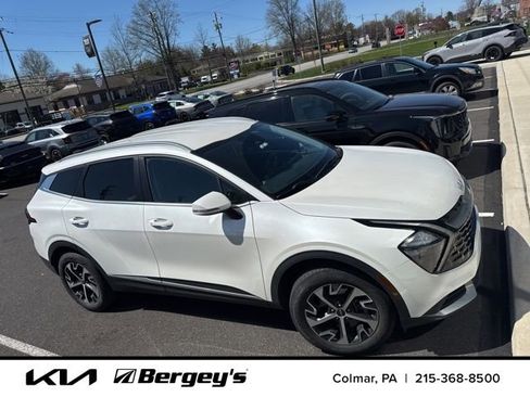 Used 2023 Kia Sportage EX image 5