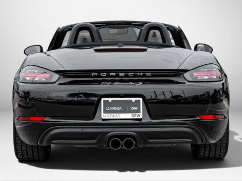 Used 2018 Porsche 718 Boxster S RWD image 11