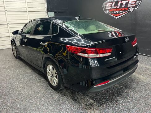 Used 2018 Kia Optima LX FWD image 4
