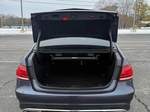 Used 2016 Mercedes-Benz E 350 Sedan image 28