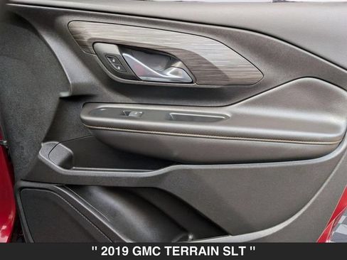 Used 2019 GMC Terrain SLT w/ Preferred Package AWD/4WD image 36