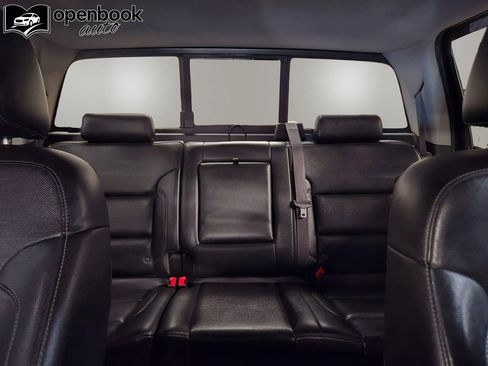 Used 2015 Chevrolet Silverado 1500 LTZ Z71 w/ LTZ Plus Package AWD/4WD image 19
