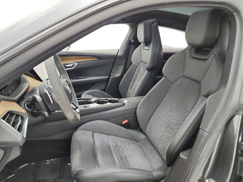 Used 2023 Audi e-tron GT Premium Plus AWD/4WD image 15