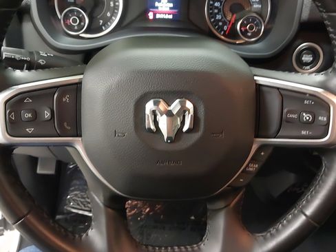 Used 2024 RAM 2500 Big Horn w/ Night Edition AWD/4WD image 35