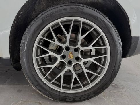 Used 2017 Porsche Macan S image 5