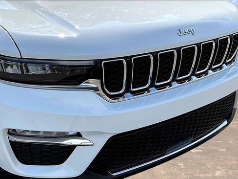 Used 2023 Jeep Grand Cherokee Limited RWD image 33
