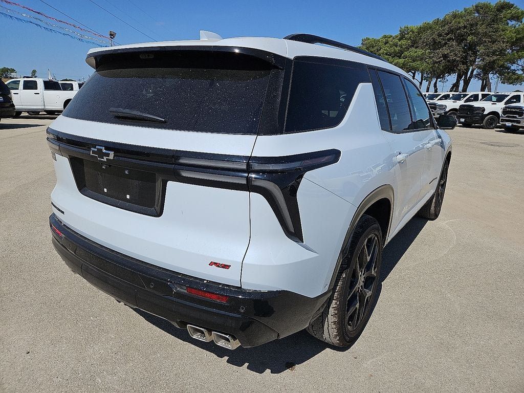 Used 2026 Chevrolet Traverse RS FWD image 7