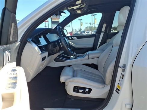 Used 2022 BMW X7 xDrive40i image 15