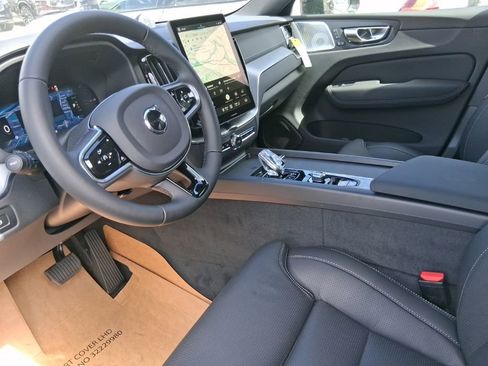 New 2026 Volvo XC60 T8 Ultra w/ Protection Package Premier AWD/4WD image 10