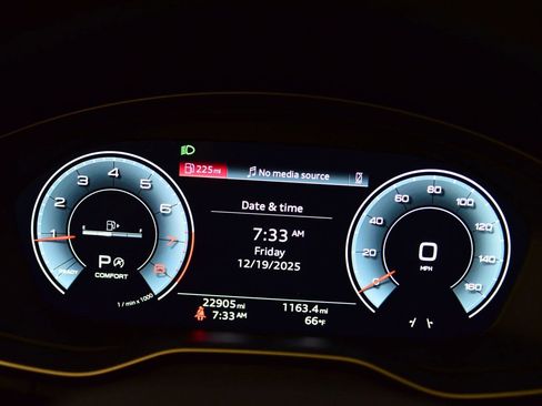 Certified 2023 Audi Q5 2.0T Premium Plus w/ Premium Plus Package image 15