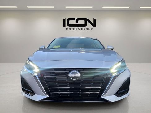 Used 2023 Nissan Altima 2.5 SL image 2