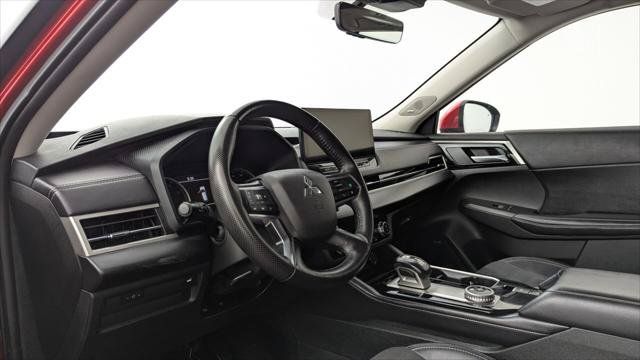 Used 2025 Mitsubishi Outlander SE FWD image 26