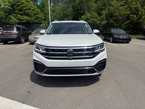 Used 2023 Volkswagen Atlas SEL Premium AWD/4WD image 2