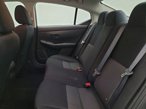 Used 2024 Nissan Sentra SV FWD image 17