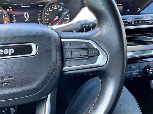 Used 2022 Jeep Compass Limited AWD/4WD image 18