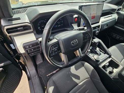 Used 2024 Toyota Tacoma TRD Off-Road AWD/4WD image 16