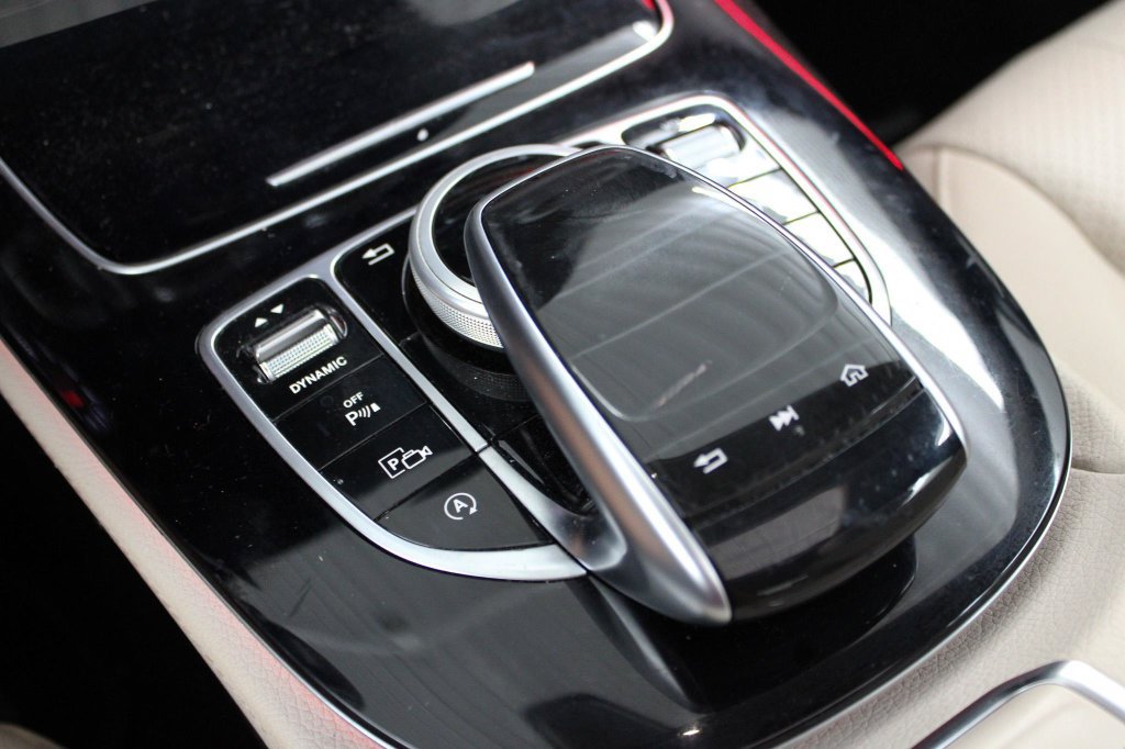 Used 2017 Mercedes-Benz E 300 4MATIC image 37