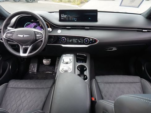 Used 2025 Genesis GV70 3.5T Sport w/ Sport Prestige Package AWD/4WD image 11