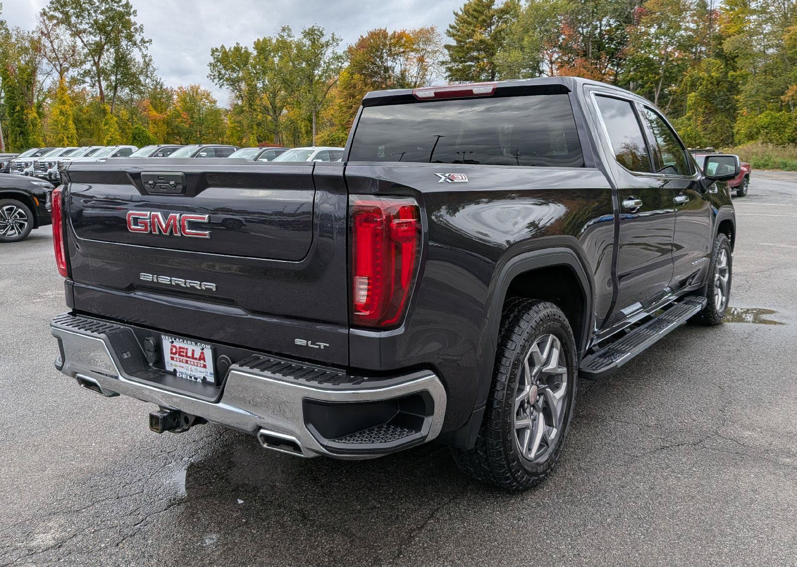 Used 2023 GMC Sierra 1500 SLT w/ SLT Premium Package AWD/4WD image 7