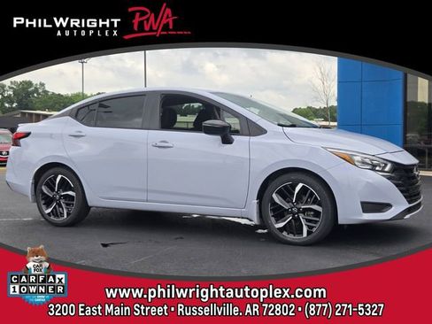 Used 2025 Nissan Versa SR w/ Trunk Package FWD image 1