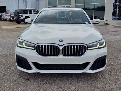 Used 2021 BMW 530i xDrive AWD/4WD image 4