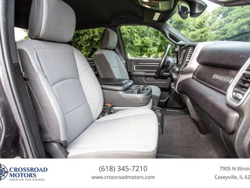 Used 2024 RAM 2500 Big Horn AWD/4WD image 30