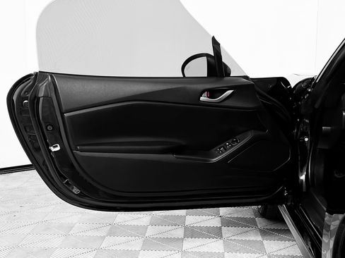 Used 2024 MAZDA MX-5 Miata Sport image 18