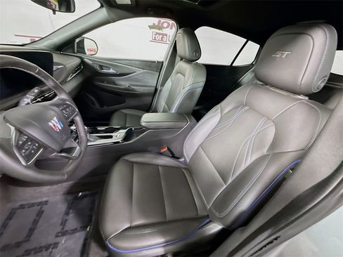 Used 2024 Buick Envista Sport Touring w/ Convenience I Package image 25