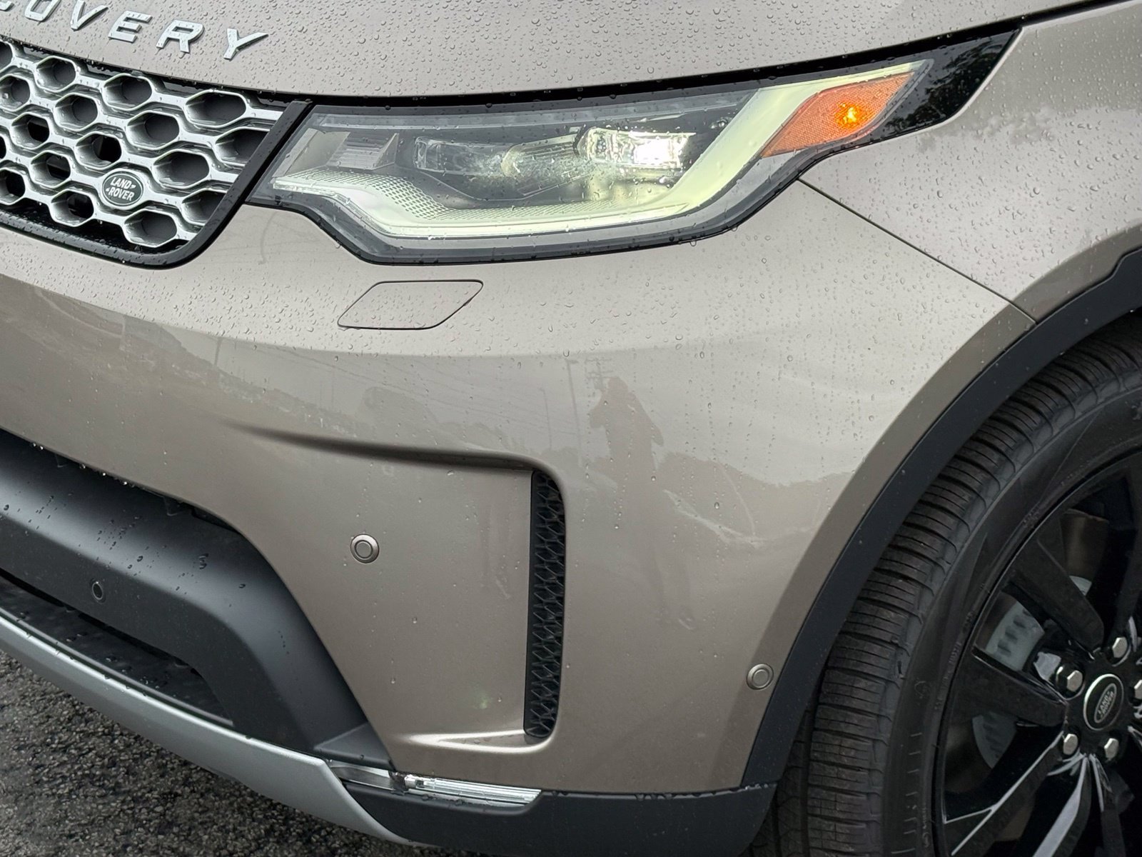 New 2026 Land Rover Discovery S AWD/4WD image 11